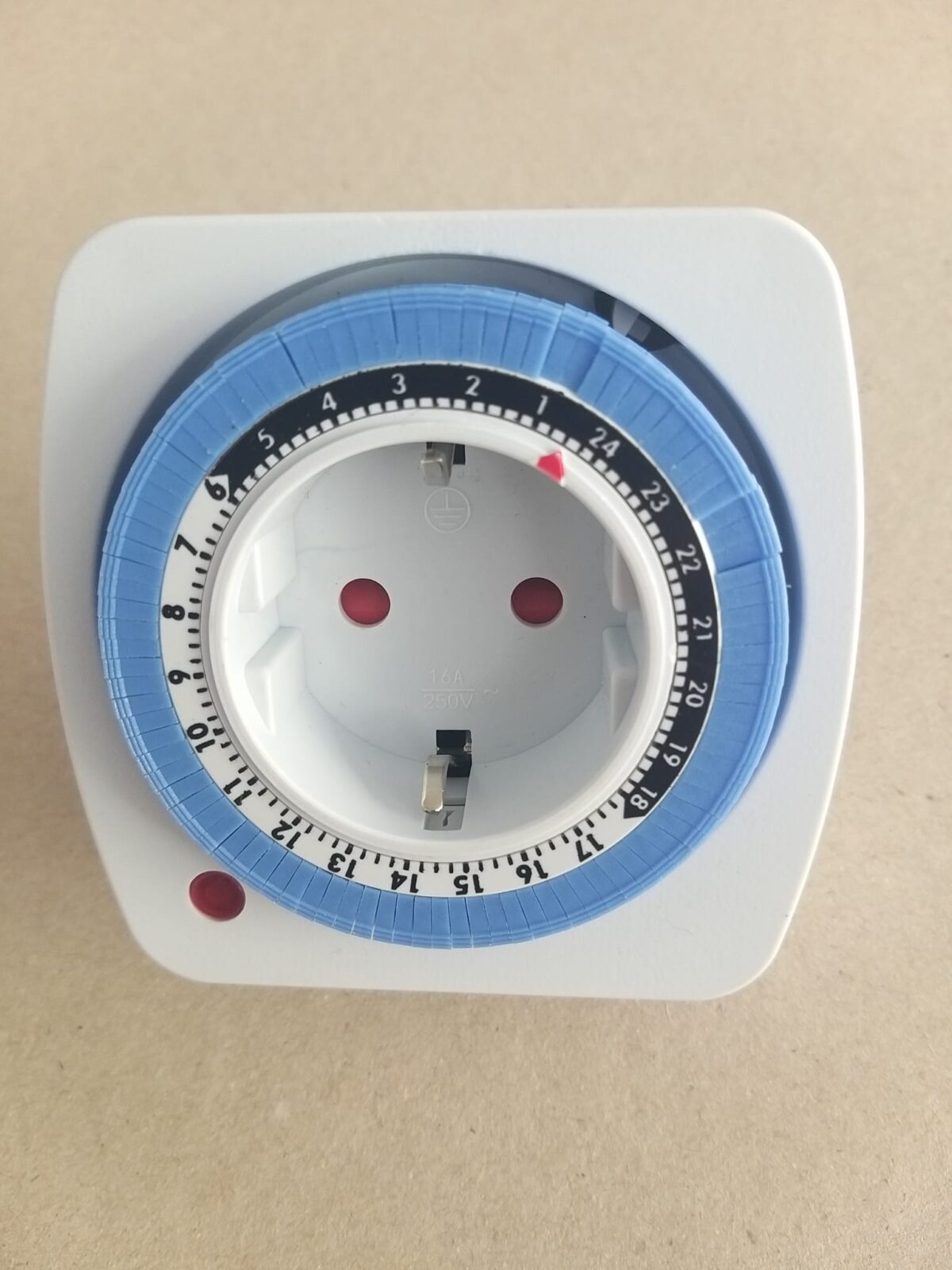 Cata CT-9180 3680W 16A Mekanik Zaman Ayarlı Priz - Görsel 1