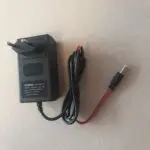 WEKO 5 VOLT – 3 AMPER Plastik Kasa 5.5X2.5mm PRİZ TİPİ ADAPTÖR