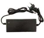 12V 5 Amper 60 Watt 5.5X2.5mm Plastik Masa Tipi Adaptör