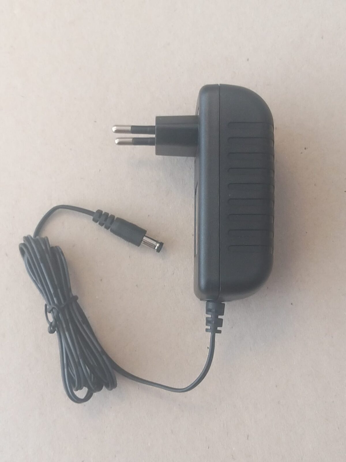 5-VOLT-3AMPER-1 (1) WEKO 5 VOLT - 3 AMPER 5.5*2.5 UÇLU - Görsel 5